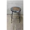 Image 1 : Drafting Metal Stool 14" x 23" tall