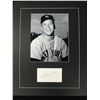 Image 1 : MICKEY MANTLE SIGNED 16 X 20 INDEX CARD DISPLAY (PREMIER AUTHENTICS COA)