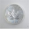 Image 2 : 1 Oz .9999 Silver 2010 Maple Leaf Coin 