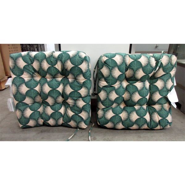 Box of 2 New Patterned Tufted Patio Seat Cushions