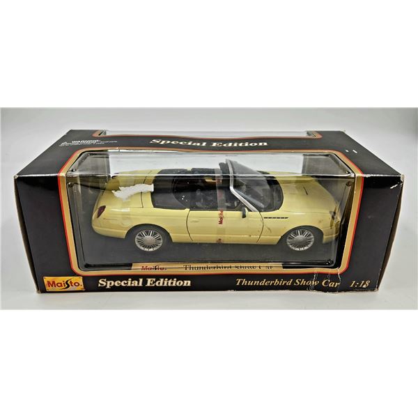 NOS Unopened Pkg Ford Thunderbird Diecast 1/18 Scale