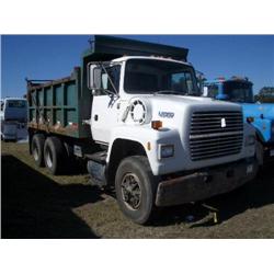1992 FORD L8000 T/A DUMP
