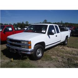 1996 CHEVROLET 2500 EXTENDED PICKUP