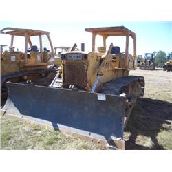 KOMATSU D65E CRAWLER TRACTOR