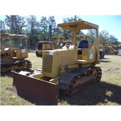 CAT D3B CRAWLER TRACTOR