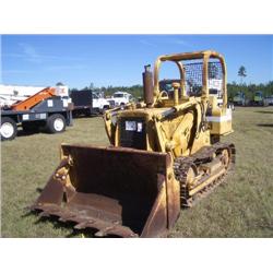 DRESSER 100E CRAWLER LOADER