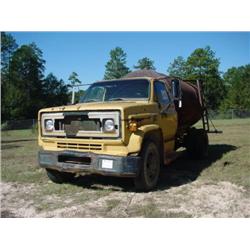 CHEVROLET C60 S/A WATER TRUCK