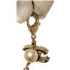Image 6 : Chanel Pearl CC Logo Bracelet