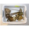 Image 1 : BIN VINTAGE BRASS ITEMS