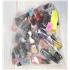 Image 1 : BAG OF NAIL POLISH