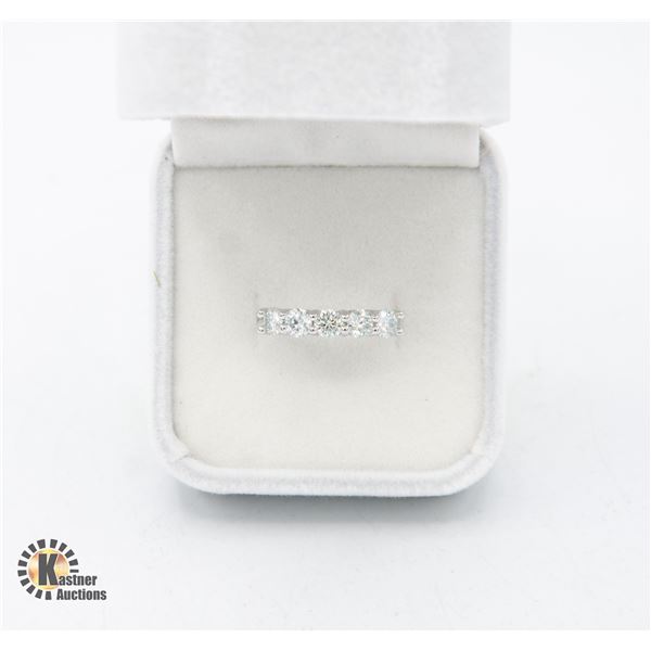 #752-5 MOISSANITE VVS D WEIGHING AN ESTIMATED