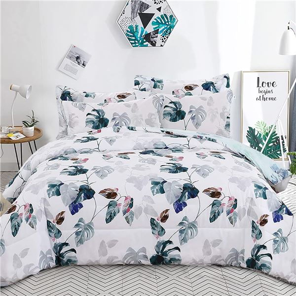 NEW WONGS BEDDING QUEEN SIZE REVERSIBLE COMFORTER