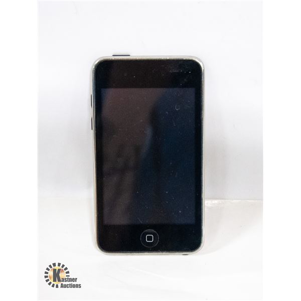 IPOD 32GB NO CHARGING CORD