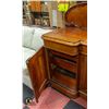 Image 3 : ANTIQUE SOLID MAHOGANY WOOD CURVED FRONT SIDEBOARD