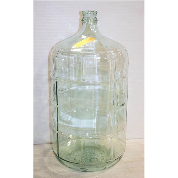 GLASS CARBOY
