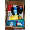 Image 1 : BOX OF KITCHEN ITEMS