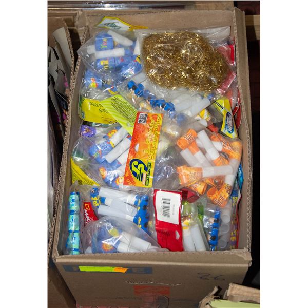 BOX OF PARTY ITEMS