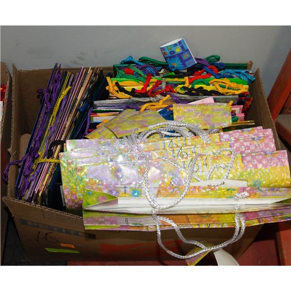 BOX OF PAPER GIFT BAGS