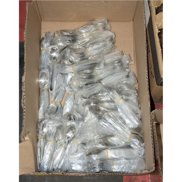 BOX OF TEA SPOONS