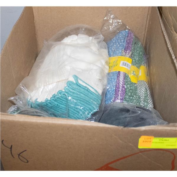 BOX OF GARDEN GLOVES