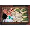 BOX OF BATHROOM DISPLAY AND DECORATIVE ITEMS