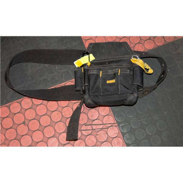 DEWALT TOOL POUCH AND BELT
