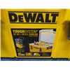 Image 2 : DeWalt Tough System 27qt/25.5L Cooler