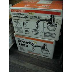 2 security outside Mercury Vapor lights (84)