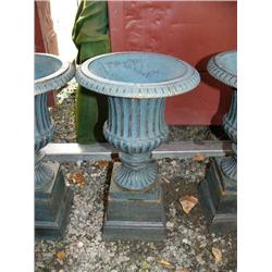 CHOICE on 7 19" Plant Pots (100)