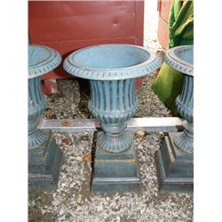 CHOICE on 7 19" Plant Pots (100)