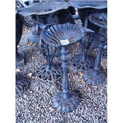 CHOICE on 9 Bird Baths with Birds 28" tall (100)