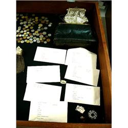 2 purses; large amount of rhinestones for repairing jewelry (89)