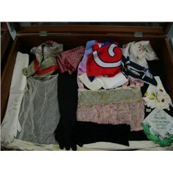Collection of gloves and silk scarves, etc. (89)