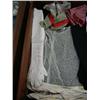 Image 2 : Collection of gloves and silk scarves, etc. (89)
