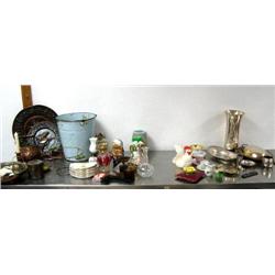 Collection of antique items: copper pots; set of bone dishes; 3 Kerosene lamps; 5 vases; 3 cups and 