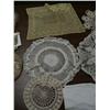 Image 2 : Lot of doilies (2)