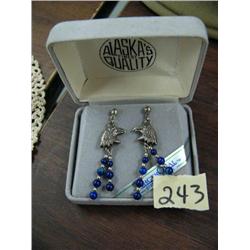 Pair of eagle earrings (2)