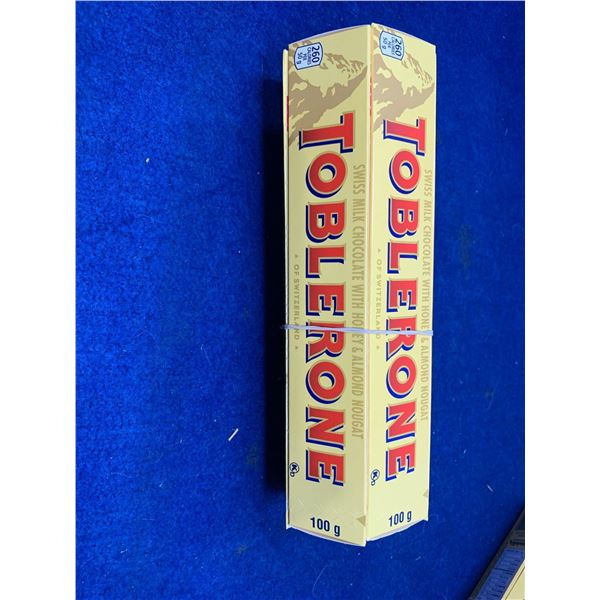 Toblerone Swiss Milk Chocolate Candy Bars (6 x 100g)