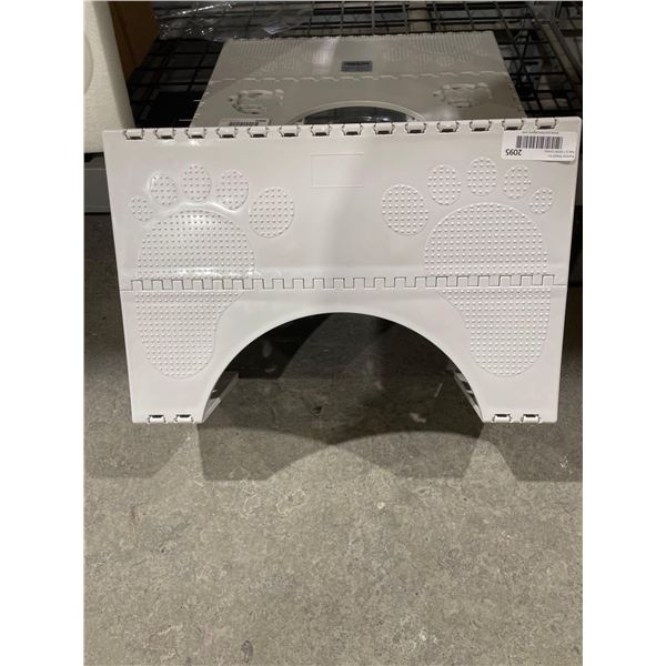 Foldable 7in Toilet Stool