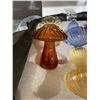 Image 3 : 4in Multi Colour Mushroom Blown Glass Vases