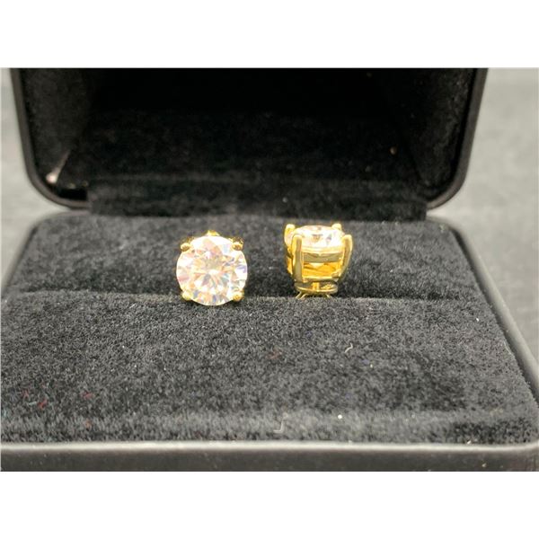 Ladies 1.0 Carat Solitaire Stud earring Set