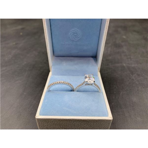 Ladies 2 piece engagement & wedding bad set with 1.0 Carat Solitaire & mutli stone bands