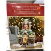 Image 1 : Christmas Lighted Train Station