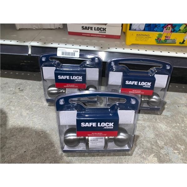 Weiser safe lock keyed entry door handles, lot of 3