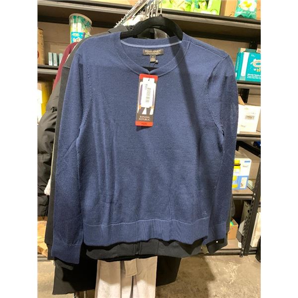 Banna Republic ladies pull over sweater size medium