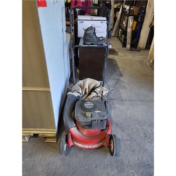 Briggs & Stratton Homelite Quantam Power 5 HP Lawnmower
