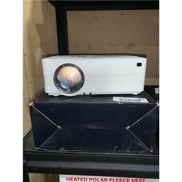 Qkk mini LED projector with USB plug in
