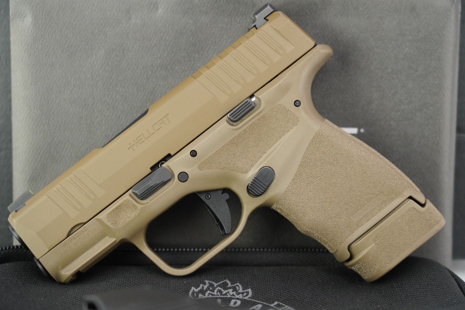 Springfield Armory Hellcat FDe 9mm Semi Automatic Pistol & Box
