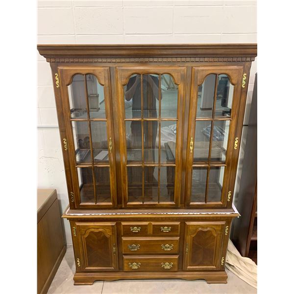 2 Piece China cabinet