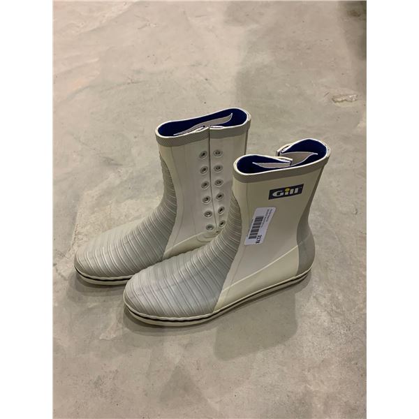 Gill short grey lace up boot ART1202 size 8